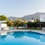 Hotel Bellapais Oasis