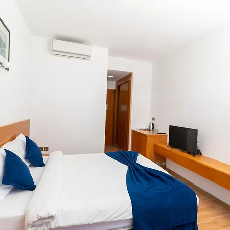 Bellapais Oasis Hotel 3*