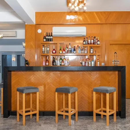 Bellapais Oasis Hotel 3*