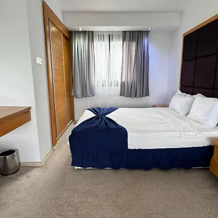 Bellapais Oasis 3*
