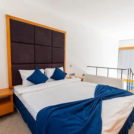 מלון Bellapais Oasis