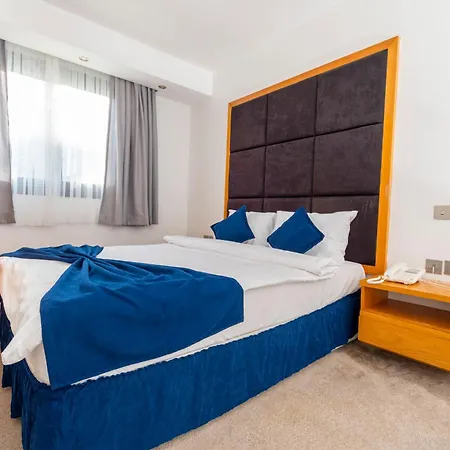 Hotel Bellapais Oasis 3*