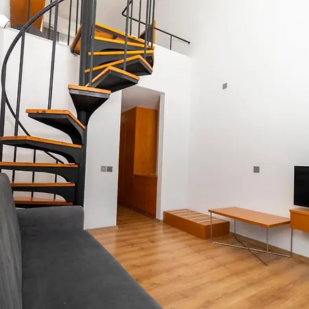 Bellapais Oasis מלון 3*