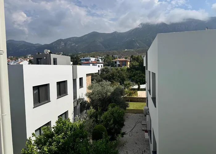 Hotel Bellapais Oasis