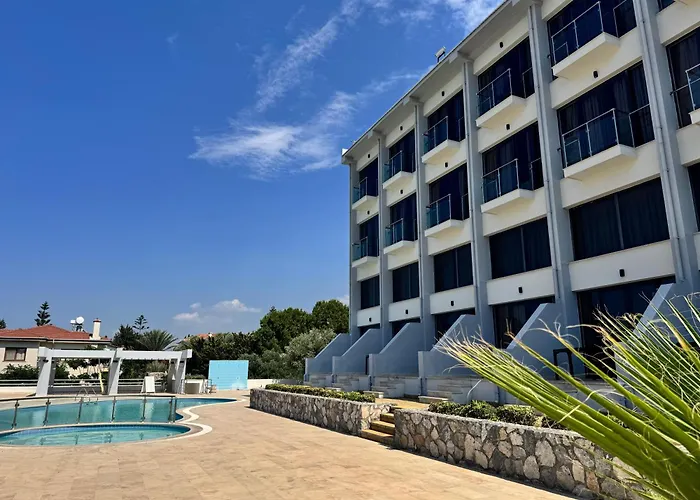 Bellapais Oasis Kazaphani