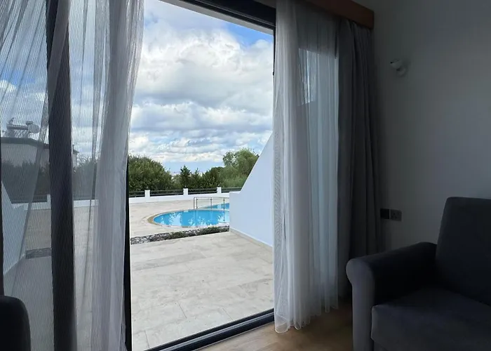 Hotel Bellapais Oasis Kazaphani