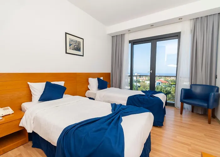 Bellapais Oasis Hotel Kazaphani