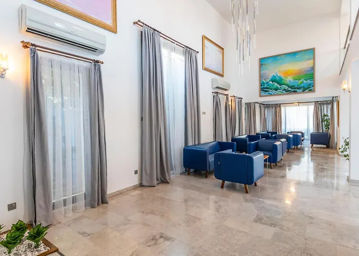 Bellapais Oasis Hotel 3*